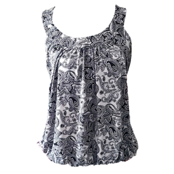 Rampage Black and‎ Whitle Floral Paisley Sleeveless Top Size Medium - Picture 1 of 6
